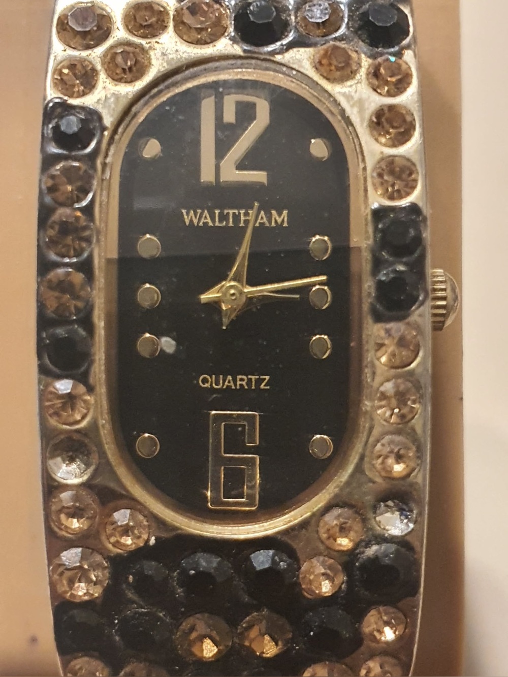 🦋10/$20🦋 Waltham Goldtone/Black Rhinestone Women's Cuff Watch